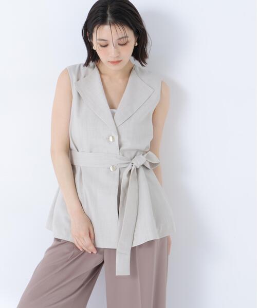 NATURAL BEAUTY BASIC(ナチュラルビューティーベーシック)の「ベルテッドジレ(ベスト・レディース・ベージュ/ブラウン・フリ-)」の3枚目の写真