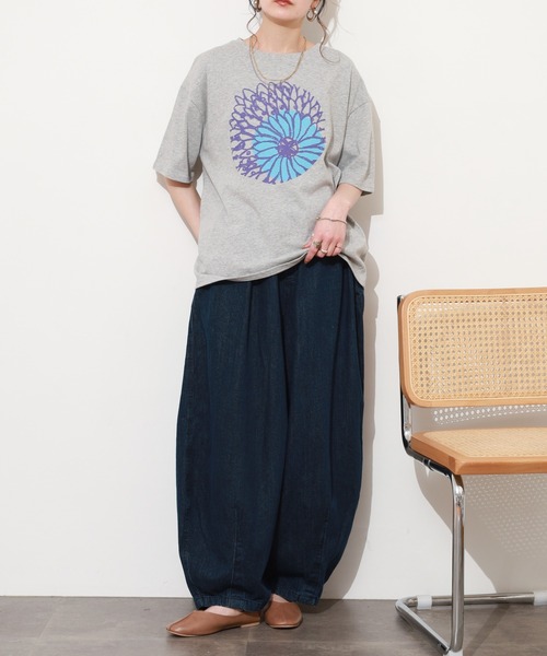 BARNDOOR（バーンドア）の「20/-天竺 ダリア プリント T 26SS 半袖（Tシャツ/カットソー・レディース・ネイビー/杢グレー/オフホワイト・FREE）」の15枚目の写真
