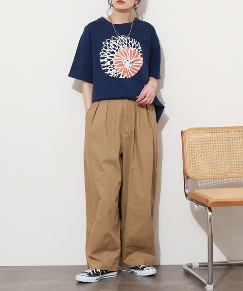 BARNDOOR（バーンドア）の「20/-天竺 ダリア プリント T 26SS 半袖（Tシャツ/カットソー・レディース・ネイビー/杢グレー/オフホワイト・FREE）」の22枚目の写真