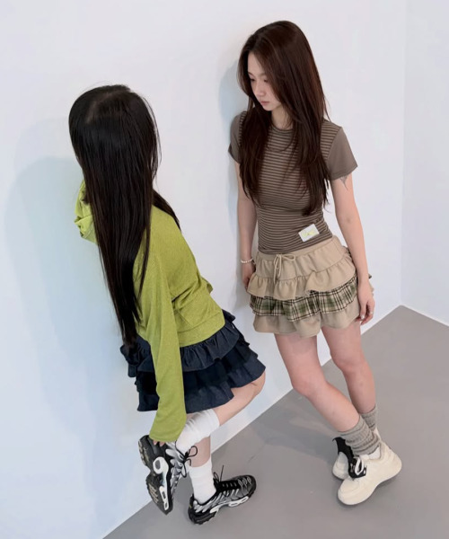 chancechance(チャンスチャンス)の「LAYERED RUFFLE SKIRT(BEIGE)(スカート・レディース・その他・FREE)」の2枚目の写真