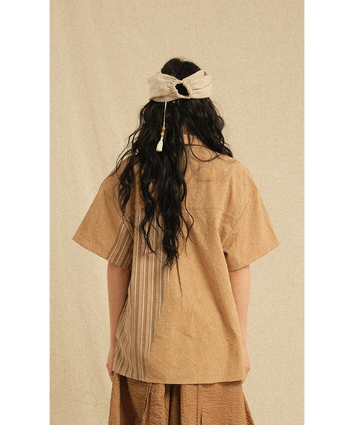 RECULER(ルキュレ)の「Ethnic Coloring Open Collar Shirts Beige (Ver. 26ss)(シャツ/ブラウス・レディース・その他・SMALL/LARGE)」の2枚目の写真