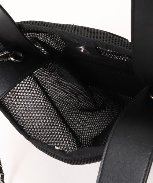 Scrap Book（スクラップブック）の「【MAISON MAVERICK PRESENTS】MAVERICK Mesh-quilting Tote Bag（トートバッグ・レディース・ブラック・FREE）」の4枚目の写真