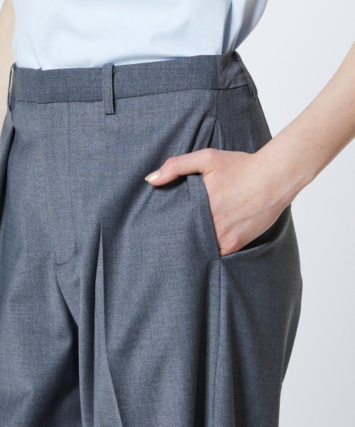 Sov.（ソブ）の「ストレッチセンタープレスカーブパンツ（その他パンツ・レディース・ブラック/グレー・36/38）」の8枚目の写真