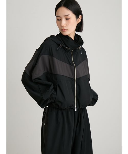 MIESROHE(ミースロエ)の「アノラックショートジャケット(ブルゾン・レディース・ブラック/ホワイト/モカ・F)」の9枚目の写真