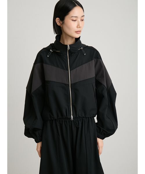 MIESROHE(ミースロエ)の「アノラックショートジャケット(ブルゾン・レディース・ブラック/ホワイト/モカ・F)」の20枚目の写真