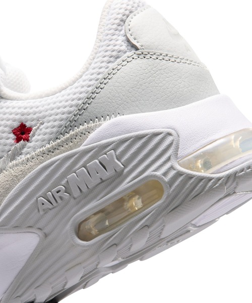 NIKE（ナイキ）の「ナイキ エア マックス エクシー SE ウィメンズシューズ / Nike Air Max Excee SE Women's Shoes IV5372-100 White（スニーカー・レディース・ホワイト・26/25/24.5/24/23.5/23/22.5/25.5/22）」の6枚目の写真