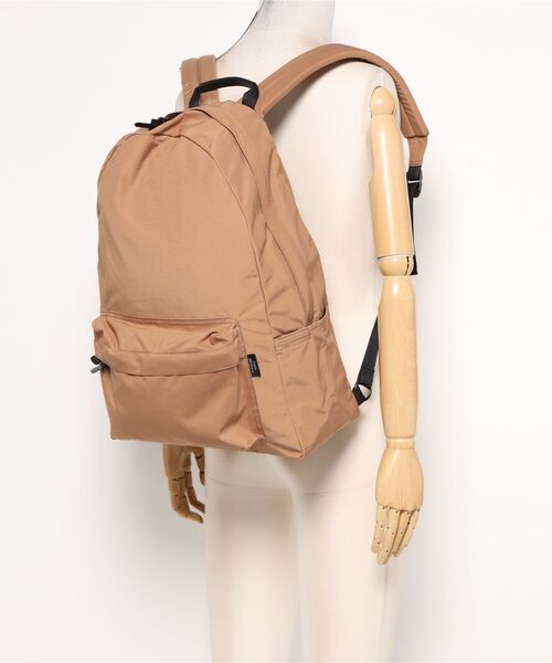 STANDARD SUPPLY（スタンダードサプライ）の「【STANDARD SUPPLY】COMMUTE DAYPACK（バックパック/リュック・メンズ・グレー/ライトブラウン・FREE）」の6枚目の写真