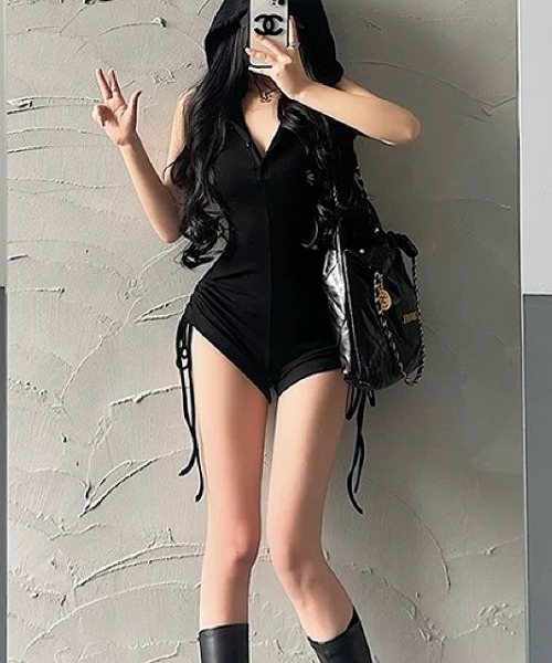 SHEENA(シーナ)の「ドロストリブフーディーロンパース(つなぎ/オールインワン・レディース・グレー/ブラック・M)」の21枚目の写真