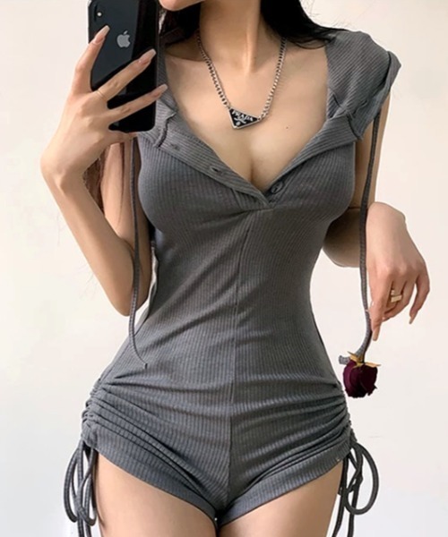 SHEENA(シーナ)の「ドロストリブフーディーロンパース(つなぎ/オールインワン・レディース・グレー/ブラック・M)」の8枚目の写真