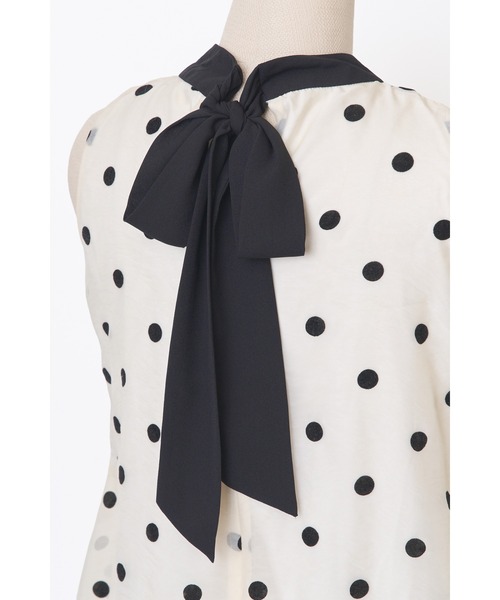 MISTREASS（ミストレアス）の「Bicolor Flocked Dot Dress（ワンピース・レディース・グレイッシュベージュ/ホワイト・FREE）」の12枚目の写真