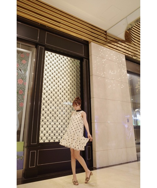MISTREASS（ミストレアス）の「Bicolor Flocked Dot Dress（ワンピース・レディース・グレイッシュベージュ/ホワイト・FREE）」の18枚目の写真