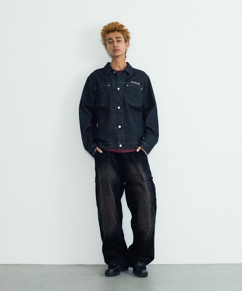 XLARGE(エクストララージ)の「EMB DENIM JACKET(ブルゾン・メンズ・ライトインディゴブルー/インディゴブルー/ブラック・L/M/S/XL)」の5枚目の写真