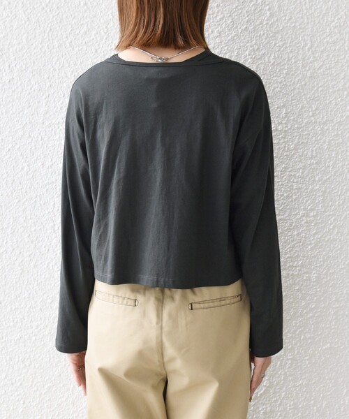 SHIPS any(シップス エニィ)の「SHIPS any:〈洗濯機可能〉レイヤード ノースリ TEE × カーディガン セット(Tシャツ/カットソー・レディース・ワイン/チャコールグレー/ナチュラル・ONE SIZE)」の13枚目の写真