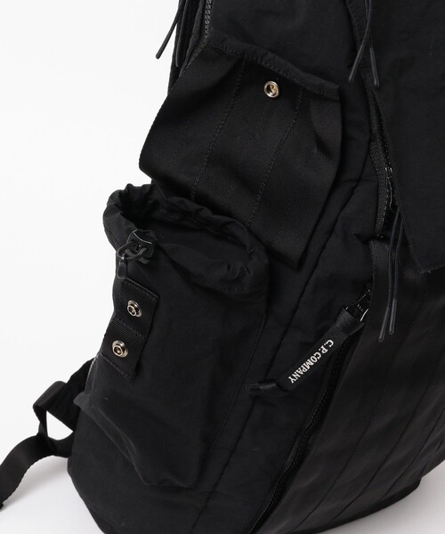 C.P. COMPANY（シーピーカンパニー）の「C.P. Company / Herringbone Mixed Backpack（バックパック/リュック・メンズ・ブラック・ONE SIZE）」の5枚目の写真