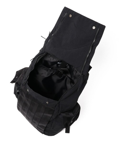 C.P. COMPANY（シーピーカンパニー）の「C.P. Company / Herringbone Mixed Backpack（バックパック/リュック・メンズ・ブラック・ONE SIZE）」の9枚目の写真