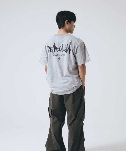 Pendulum(ペンデュラム)の「シグネチャーバックロゴ半袖Tシャツ LR2TU254_MELANGE GREY(Tシャツ/カットソー・メンズ・その他・95/100/105)」の8枚目の写真