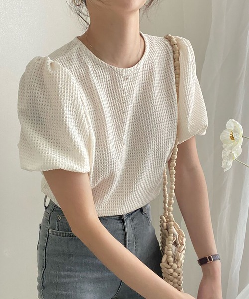 Girly Doll(ガーリードール)の「ワッフル地パフスリーブカットソー(Tシャツ/カットソー・レディース・ベージュ/ブルー/ピンク・FREE)」の11枚目の写真