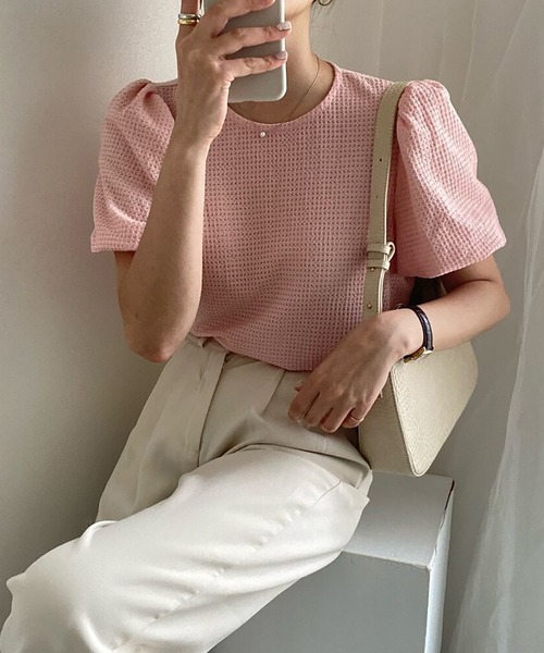 Girly Doll(ガーリードール)の「ワッフル地パフスリーブカットソー(Tシャツ/カットソー・レディース・ベージュ/ブルー/ピンク・FREE)」の21枚目の写真