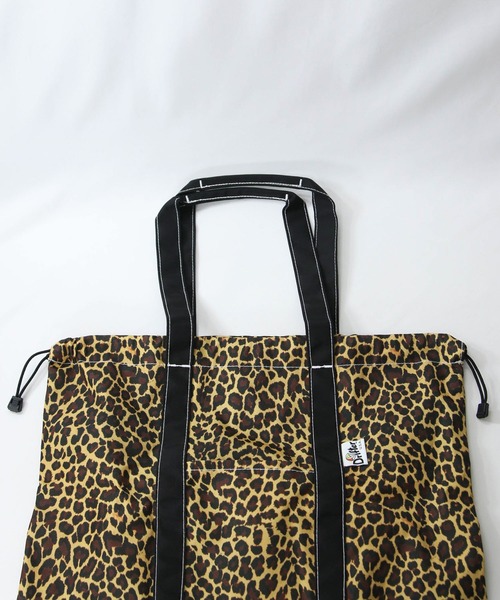 Gready Brilliant(グレディブリリアン)の「Drifter TOTE L(トートバッグ・レディース・ベージュ/レオパード・FREE)」の5枚目の写真