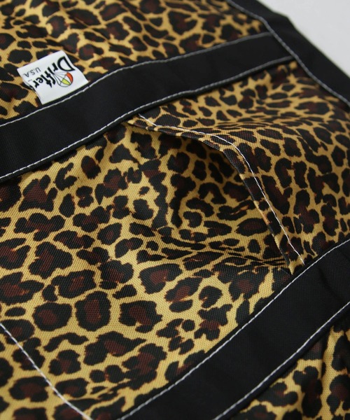 Gready Brilliant(グレディブリリアン)の「Drifter TOTE L(トートバッグ・レディース・ベージュ/レオパード・FREE)」の13枚目の写真