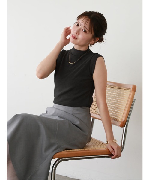 fifth(フィフス)の「モックネックフレンチスリーブTシャツ(Tシャツ/カットソー・レディース・グレー/ブラウン/ブラック・M)」の7枚目の写真