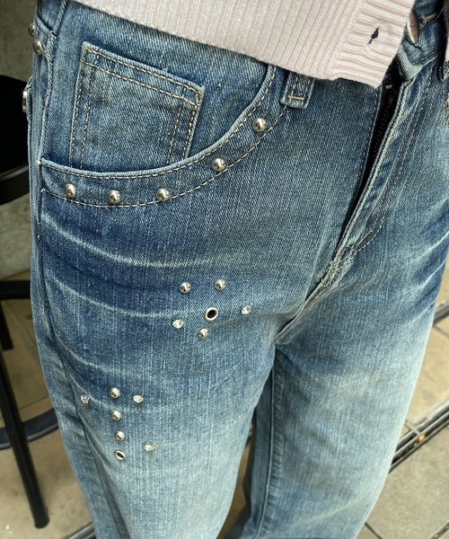ROGER AND RAW（ロジャーアンドロウ）の「スタッズ×ビジューデコ デニムワイドパンツ（デニムパンツ・レディース・ブルー・SMALL/MEDIUM）」の14枚目の写真