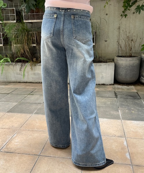 ROGER AND RAW（ロジャーアンドロウ）の「スタッズ×ビジューデコ デニムワイドパンツ（デニムパンツ・レディース・ブルー・SMALL/MEDIUM）」の11枚目の写真