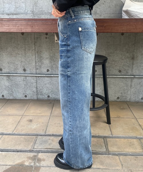 ROGER AND RAW（ロジャーアンドロウ）の「スタッズ×ビジューデコ デニムワイドパンツ（デニムパンツ・レディース・ブルー・SMALL/MEDIUM）」の8枚目の写真