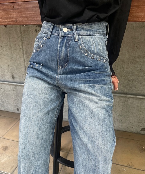 ROGER AND RAW（ロジャーアンドロウ）の「スタッズ×ビジューデコ デニムワイドパンツ（デニムパンツ・レディース・ブルー・SMALL/MEDIUM）」の5枚目の写真