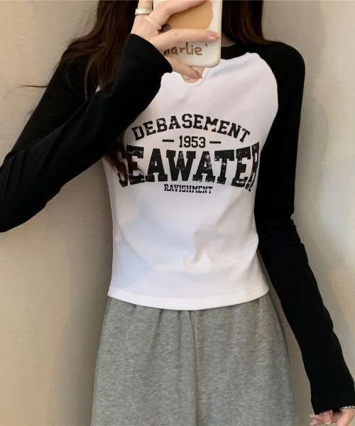 Lips（リップス）の「スリットネックとバイカラーデザインが映える！大人カジュアルなロゴラグランTシャツ（Tシャツ/カットソー・レディース・ベージュ/ホワイト・FREE）」の3枚目の写真