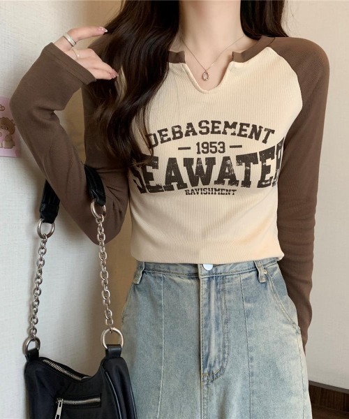 Lips（リップス）の「スリットネックとバイカラーデザインが映える！大人カジュアルなロゴラグランTシャツ（Tシャツ/カットソー・レディース・ベージュ/ホワイト・FREE）」の9枚目の写真