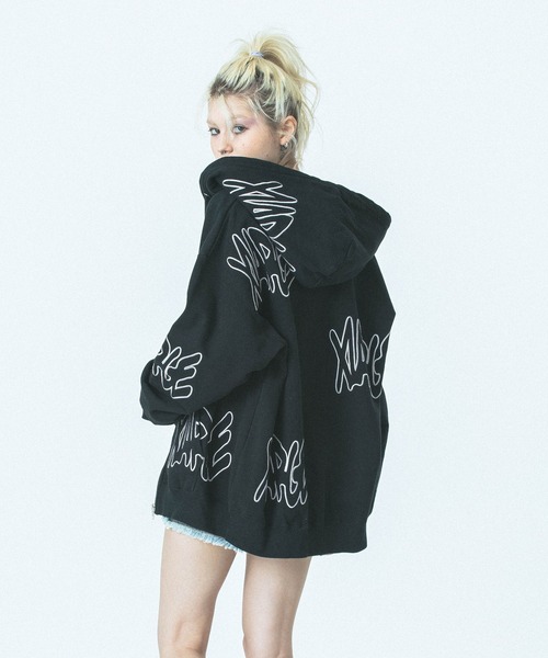 XLARGE(エクストララージ)の「ALLOVER LOGO ZIP HOODED SWEATSHIRT(パーカー・メンズ・ブルー/ピンク/ブラック・S/M/L/XL)」の7枚目の写真