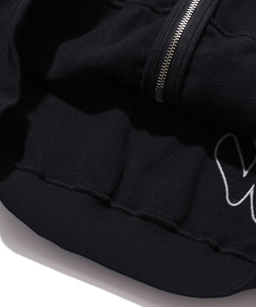 XLARGE(エクストララージ)の「ALLOVER LOGO ZIP HOODED SWEATSHIRT(パーカー・メンズ・ブルー/ピンク/ブラック・S/M/L/XL)」の15枚目の写真