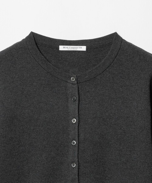 BEAUTY&YOUTH UNITED ARROWS(ビューティーアンドユースユナイテッドアローズ)の「コットンウール スムース クルーネック カーディガン ウォッシャブル(カーディガン/ボレロ・レディース・ピンク/オフホワイト/ダークグレー・FREE)」の9枚目の写真