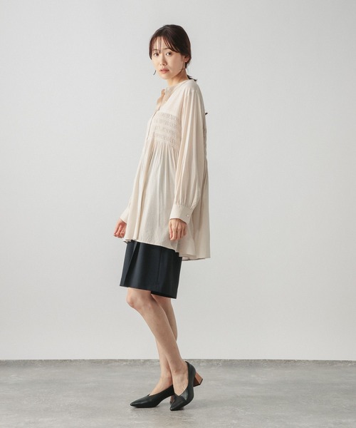 GLOBAL WORK（グローバルワーク）の「シャーリングシャツチュニック/ 1063248（チュニック・レディース・パープル系その他7/オフホワイト・FREE）」の4枚目の写真