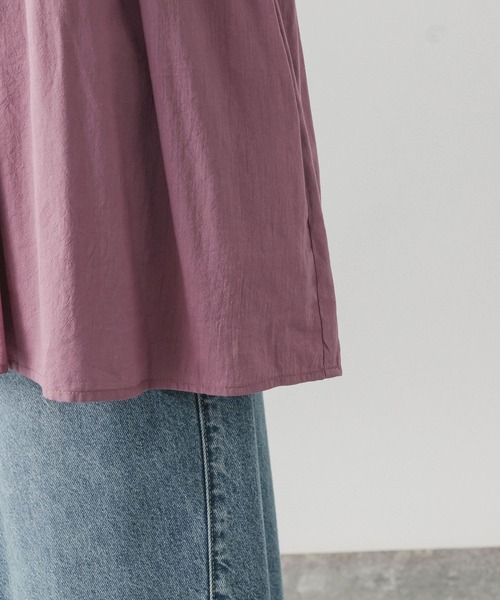 GLOBAL WORK（グローバルワーク）の「シャーリングシャツチュニック/ 1063248（チュニック・レディース・パープル系その他7/オフホワイト・FREE）」の22枚目の写真