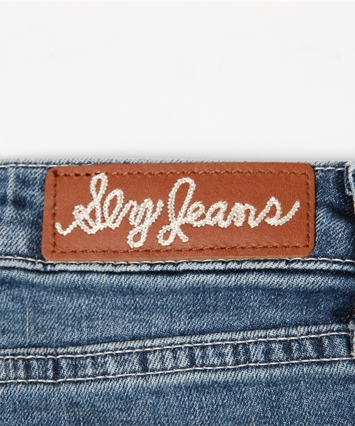 SLY(スライ)の「LARCH JW ANKLE SLIM-B(デニムパンツ・レディース・ブルー・23inch/24inch/26inch/27inch/25inch)」の8枚目の写真