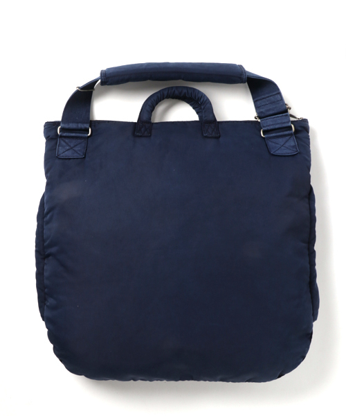 PORTER CLASSIC（ポータークラシック）の「【Porter Classic 】ポータークラシック/ SUPER NYLON ヘルメットケースLサイズ（ショルダーバッグ・メンズ・ブルー/ブラック・FREE）」の3枚目の写真