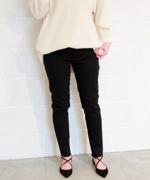 plage(プラージュ)の「スキニーパンツ◆(デニムパンツ・レディース・ブラック/ネイビー・36/38/40)」の1枚目の写真