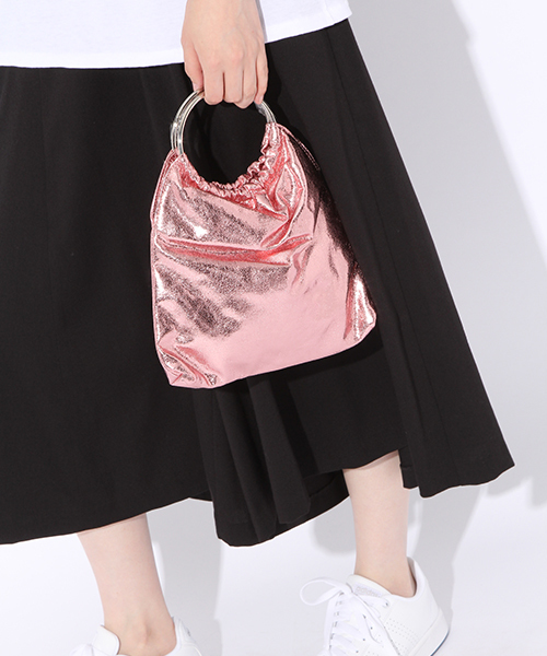 niko and...(ニコアンド)の「メタリックハンドルバッグ【niko and ...】(ハンドバッグ・レディース・オレンジ/ネイビー/ピンク/グレー・0)」の1枚目の写真