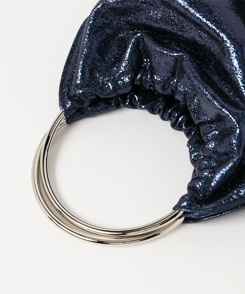 niko and...(ニコアンド)の「メタリックハンドルバッグ【niko and ...】(ハンドバッグ・レディース・オレンジ/ネイビー/ピンク/グレー・0)」の7枚目の写真