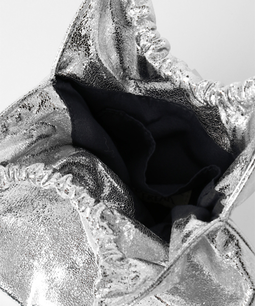 niko and...(ニコアンド)の「メタリックハンドルバッグ【niko and ...】(ハンドバッグ・レディース・オレンジ/ネイビー/ピンク/グレー・0)」の10枚目の写真