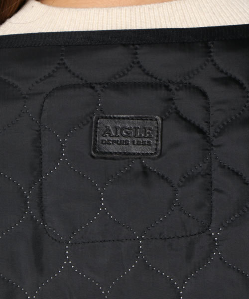 AIGLE(エーグル)の「W ピンソニックノーカラージャケット(ノーカラージャケット・レディース・ブラック/レッド・38/36/40)」の5枚目の写真