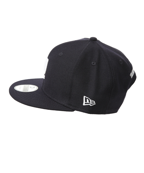 UNDERCOVER（アンダーカバー）の「MUT9H01-1（キャップ・メンズ・ホワイト/ブラック/ネイビー/レッド・FREE）」の6枚目の写真