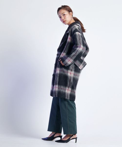 LADYMADE(レディメイド)の「ニットカラールーズフィットコート(その他アウター・レディース・チャコールグレー/アイボリー・FREE)」の1枚目の写真