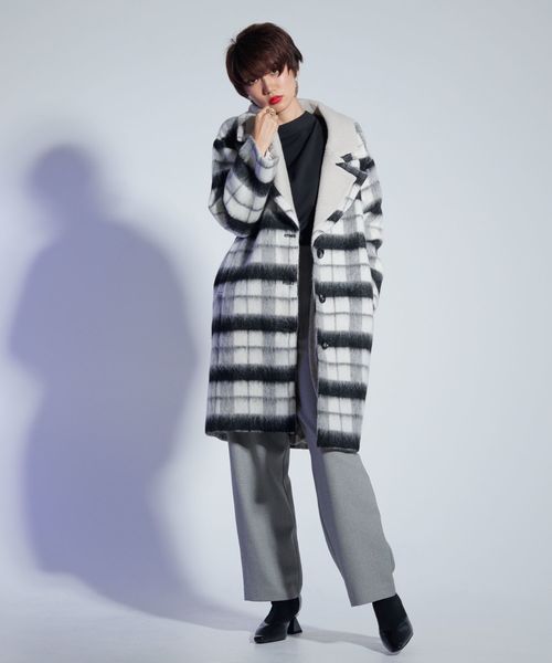 LADYMADE(レディメイド)の「ニットカラールーズフィットコート(その他アウター・レディース・チャコールグレー/アイボリー・FREE)」の11枚目の写真