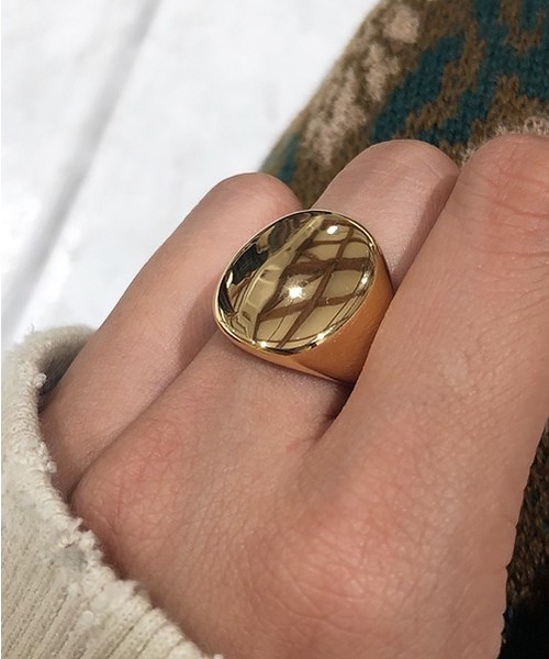 TODAYFUL（トゥデイフル）の「オーバルプレートリング（リング・レディース・シルバー/ゴールド・#11/#13）」の4枚目の写真