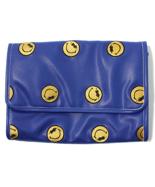 Candy Stripper(キャンディストリッパー)の「BAD SMILE 2WAY CLUTCH BAG(ショルダーバッグ・レディース・オフホワイト/ブラック/ブルー・FREE)」の3枚目の写真