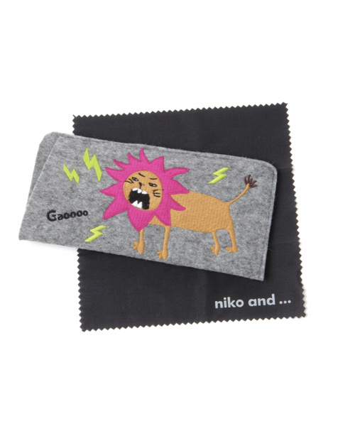 niko and...(ニコアンド)の「オリジナル細リムラウンドダテメガネ(メガネ・レディース・ブラウン/チャコール・FREE)」の6枚目の写真