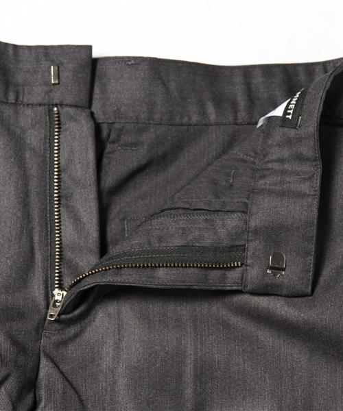 HAMNETT（ハムネット）の「【HAMNETT】デフォミティポケットスラックス / パンツ（スラックス・メンズ・ネイビー/チェック・LARGE/SMALL/MEDIUM）」の3枚目の写真